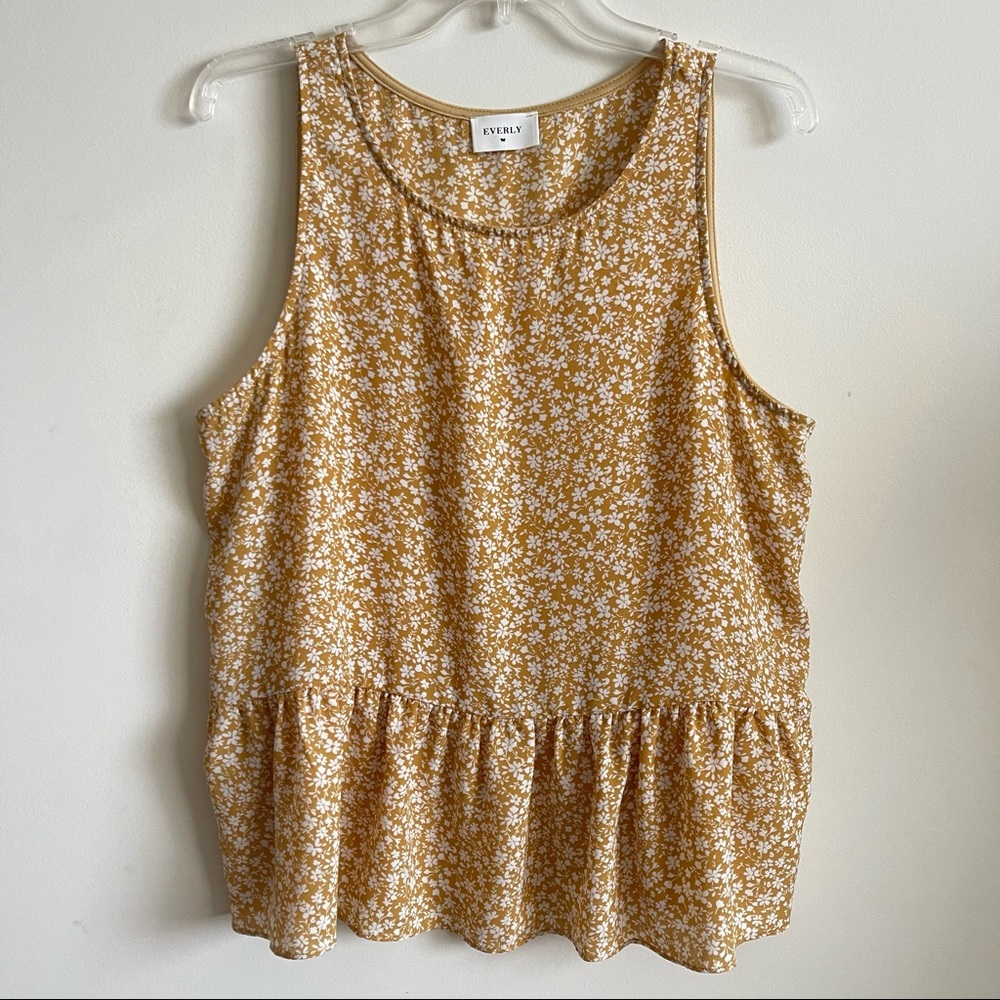 Everly Floral Sleeveless Top Sz L